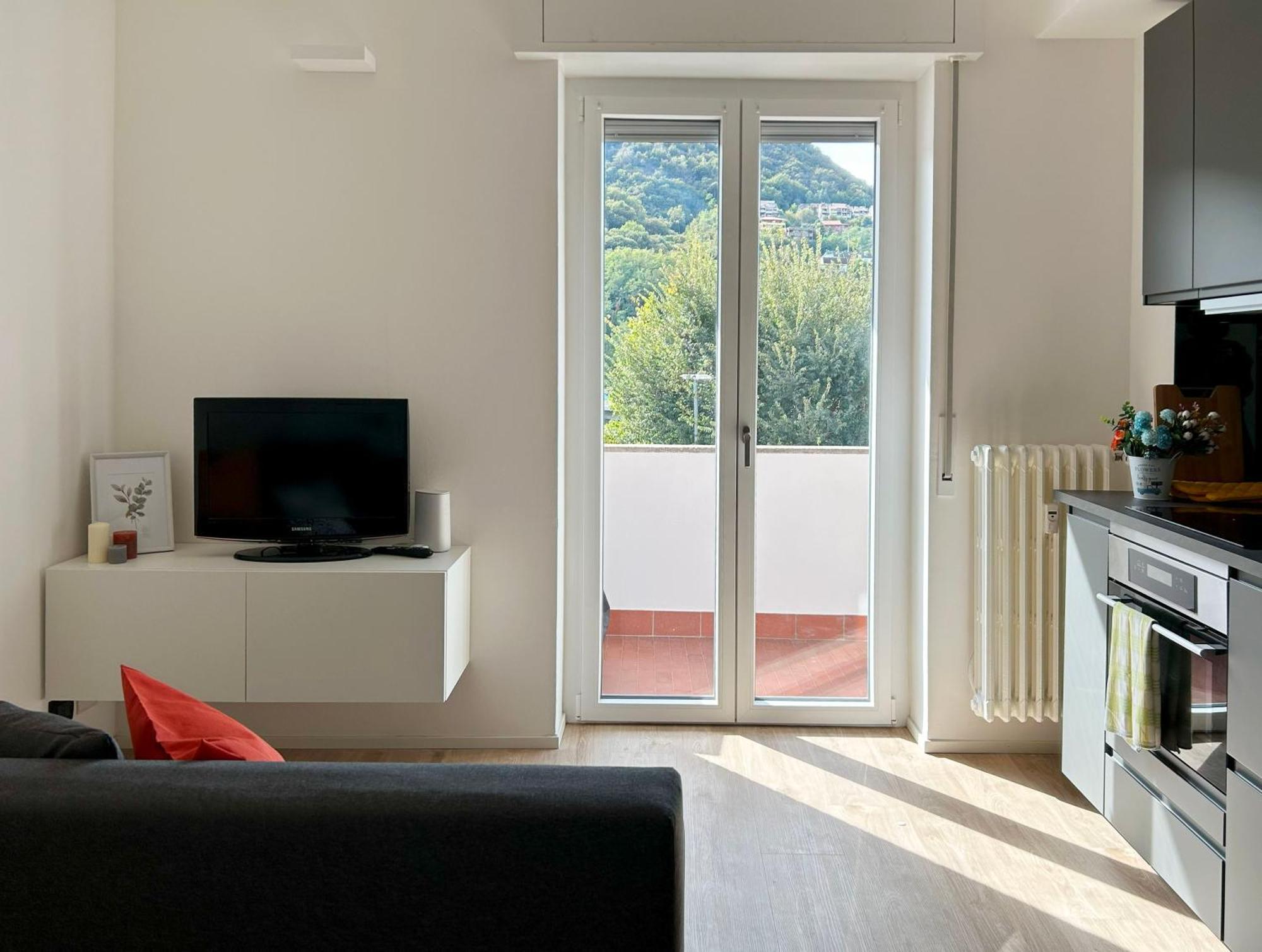 Lecco Lakefront Retreat Ngoại thất bức ảnh